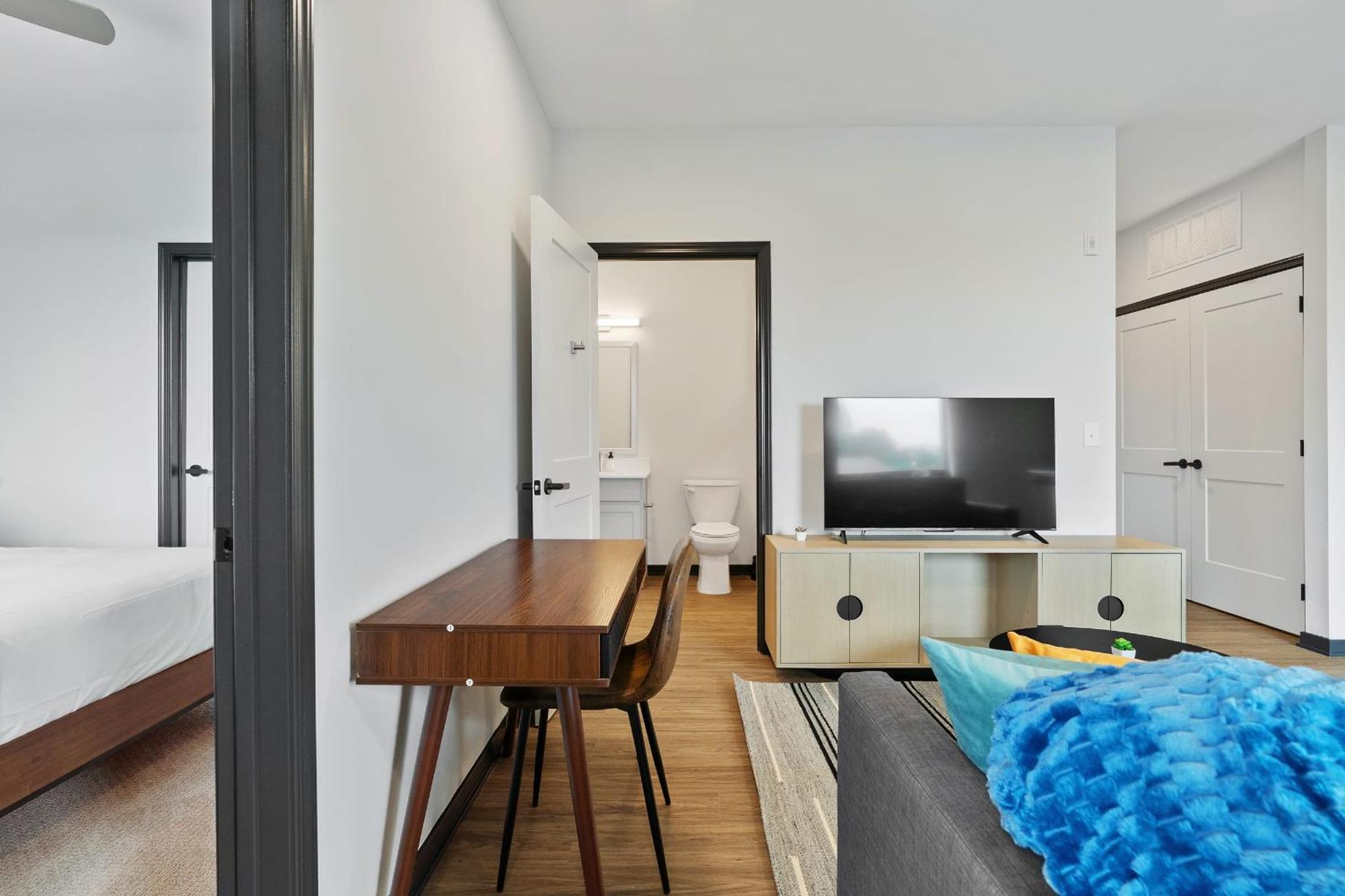 Cozysuites On Mass With Garage Parking #7 Indianapolis Exteriör bild