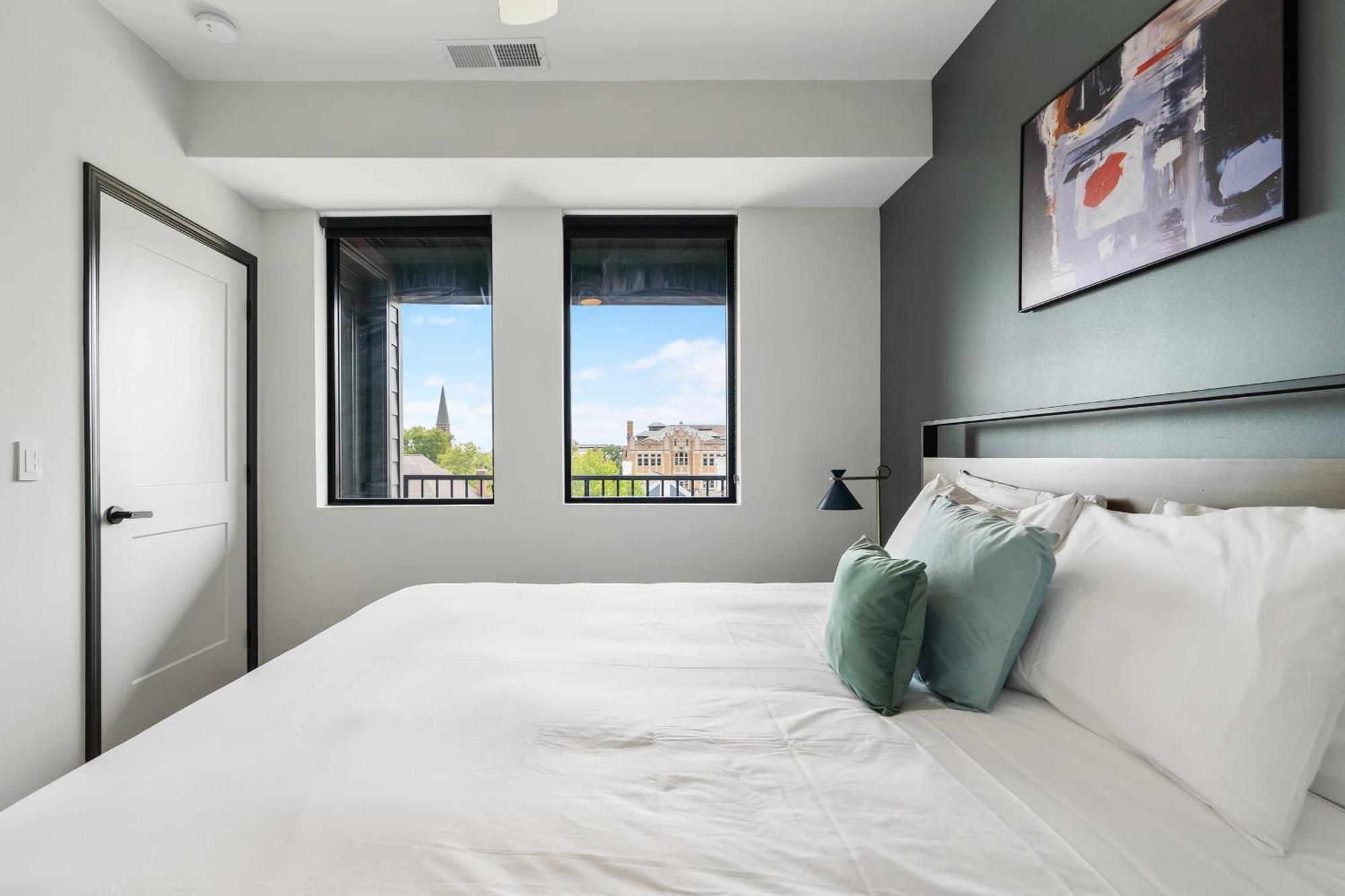 Cozysuites On Mass With Garage Parking #7 Indianapolis Exteriör bild